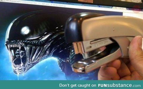Alien vs stapler