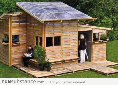 Pallet House, an emergency home that can be built in 1 day