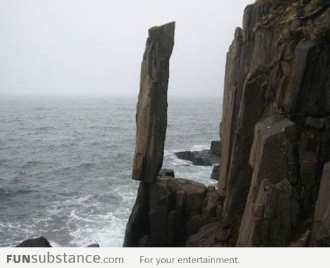 Mother Nature at her very best! Awesome Rock in Australia