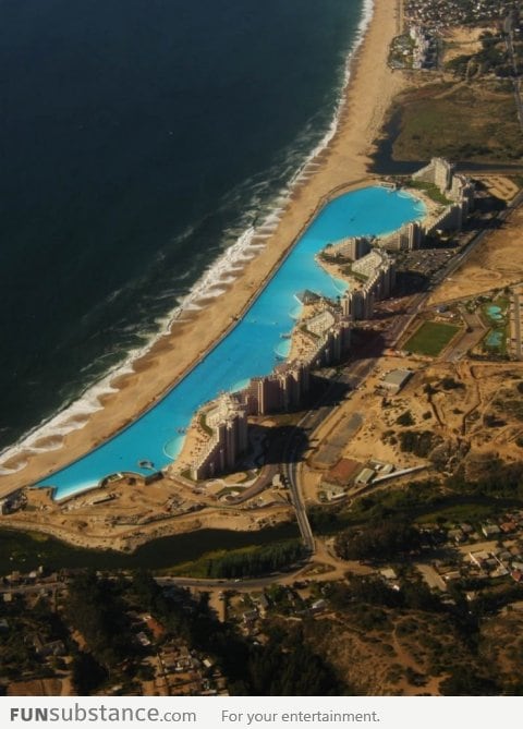 San Alfonso del Mar, the largest swimming pool in the world