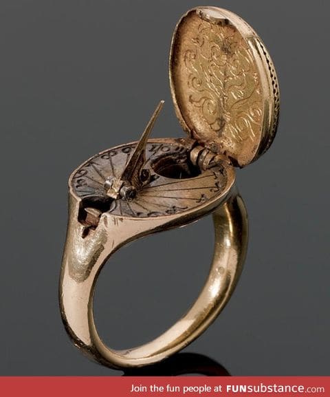 Sundial Ring from 1570