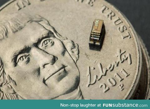 A computer smaller than a grain of rice