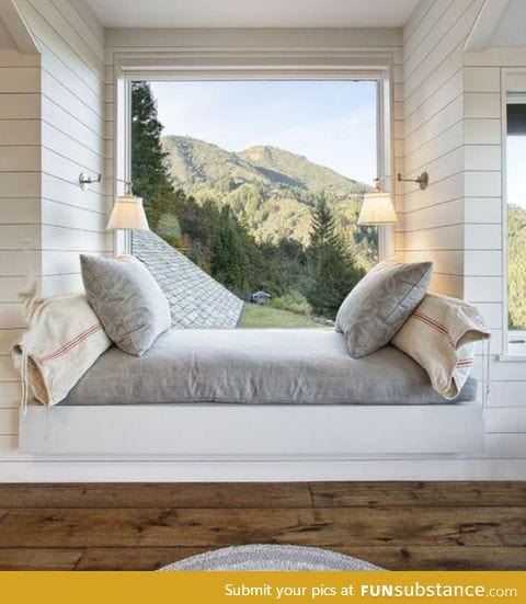 Window Seat with a view, a cozy spot perfect for napping and/or reading a book