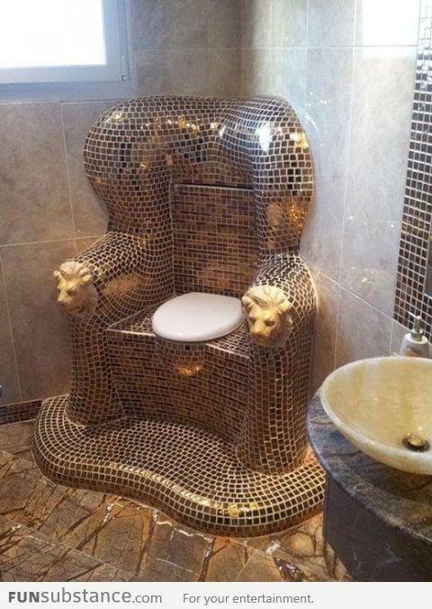 Poop like a king!