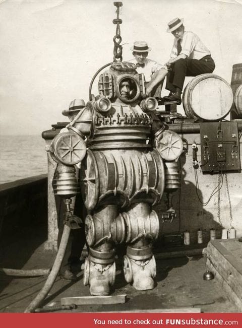 1920's Diving Suit