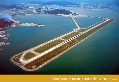 The peculiar runway of Macau International Airport