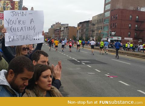 One way to do Marathon Signs