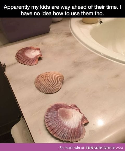 He doesn't know how to use the three seashells!