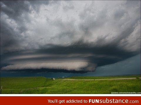 A wall cloud (tornado nursery) over the Oklahoma plains