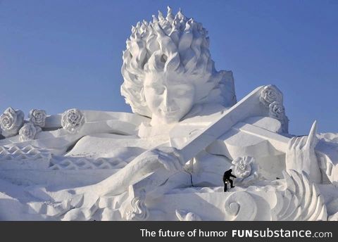 Unbelievable snow scupture