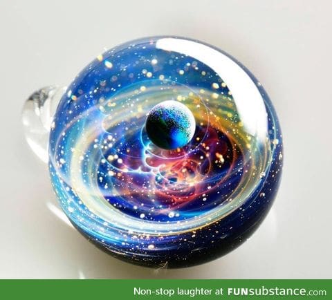 Miniature glass universe
