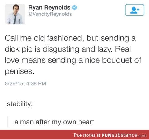 Ryan Reynolds' Twitter is getting better and better.