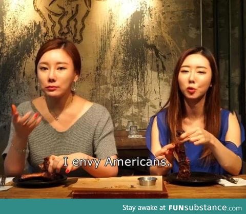 Korean girl's response to eating American BBQ for the first time