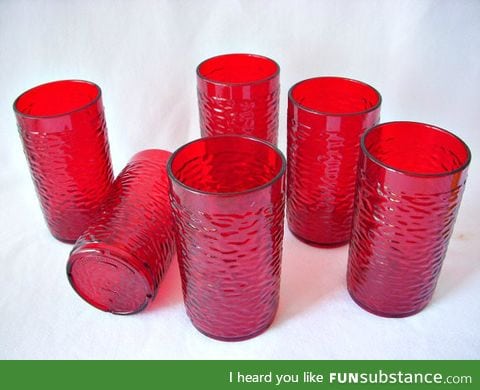 Pizza Hut's Drinking Glasses from the 80s and 90s!