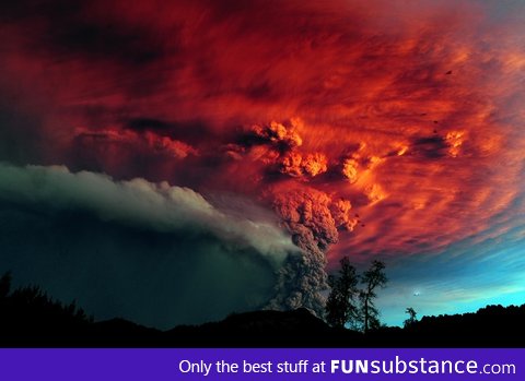 Red Volcanic Ash floods the Sky