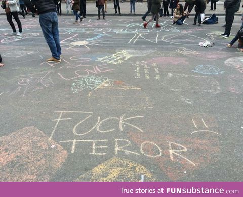 Chalk message of peace, Bourse square in Brussels