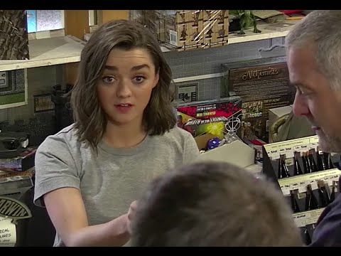 Maisie Williams surprises "Game of Thrones" fans at local Hobby Store