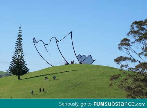 Amazing outdoor sculpture that looks like a cartoon