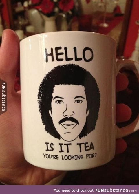 Lionel richtea mug