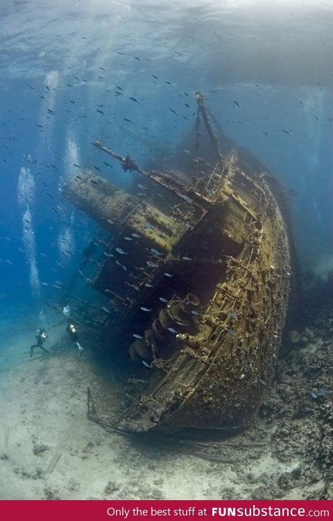 This is what a shipwreck looks like