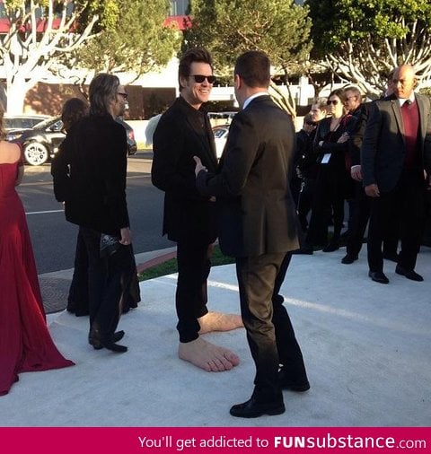 Jim Carey at the pre Oscar viewing party