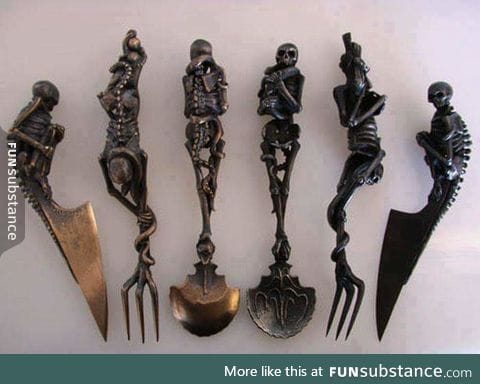 Amazing cutlery set