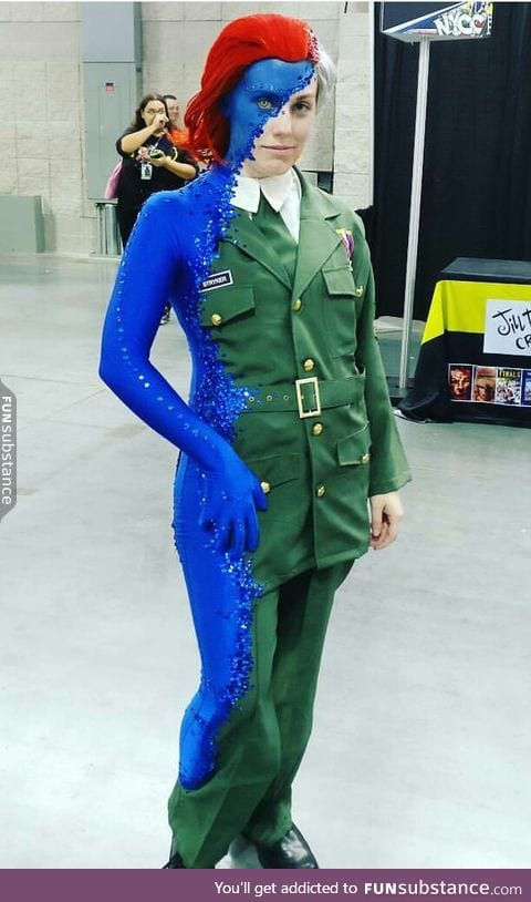 Amazing Mystique cosplay