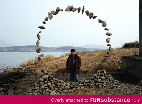 Suspended Stones Art (Jaehyo Lee)