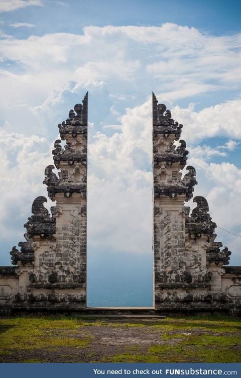 A gate at a Balinese temple
