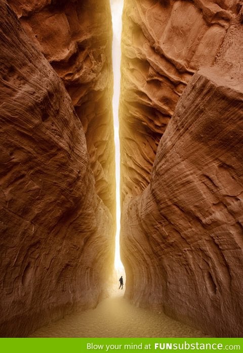 Breathtaking Tunnel Of Light In Arizona