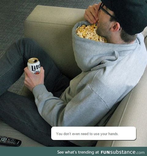 Popcorn accessory for lazy people