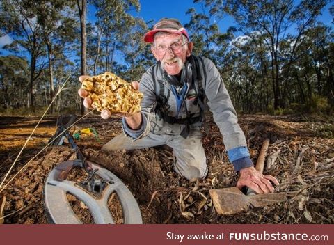 68-year-old prospector finds massive gold nugget worth $222,500 in Australia