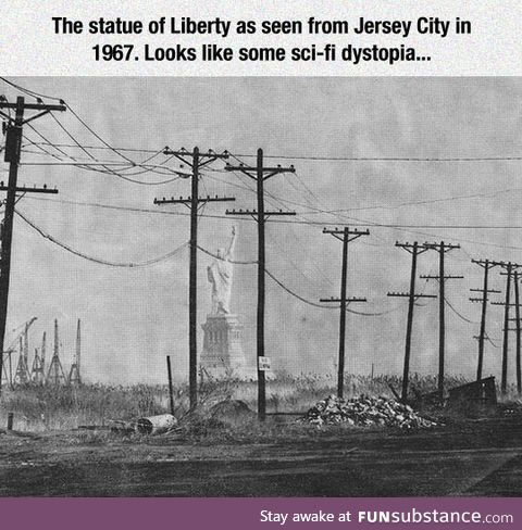 An old picture of the statue of liberty