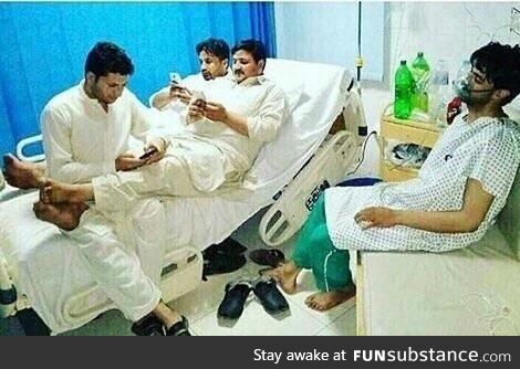 Visiting your bff in hospital