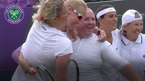 Kim Clijsters gives man tennis skirt for hit at Wimbledon 2017