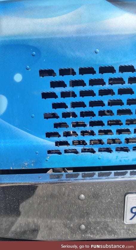 When the food truck’s vent has food truck-shaped holes…