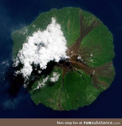 Active volcano on Papua New Guinea