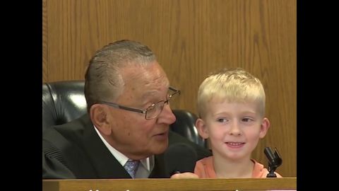 Judge allows kid to choose dad’s punishment