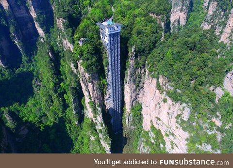 Hundred Dragon Ladder - a nature lookout point in Zhangjiajie, China