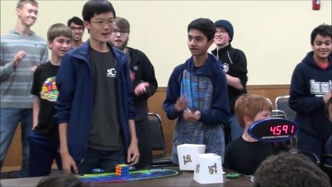 Boy broke the Rubik's Cube world record with 4.59 seconds!
