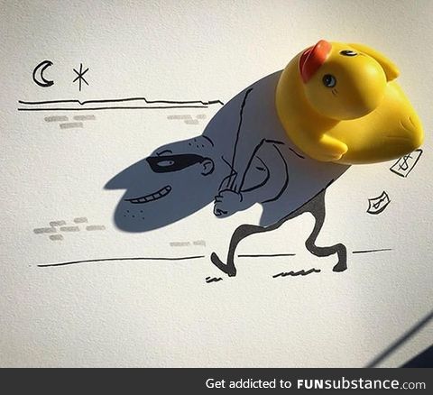 A small duck becomes a burglar