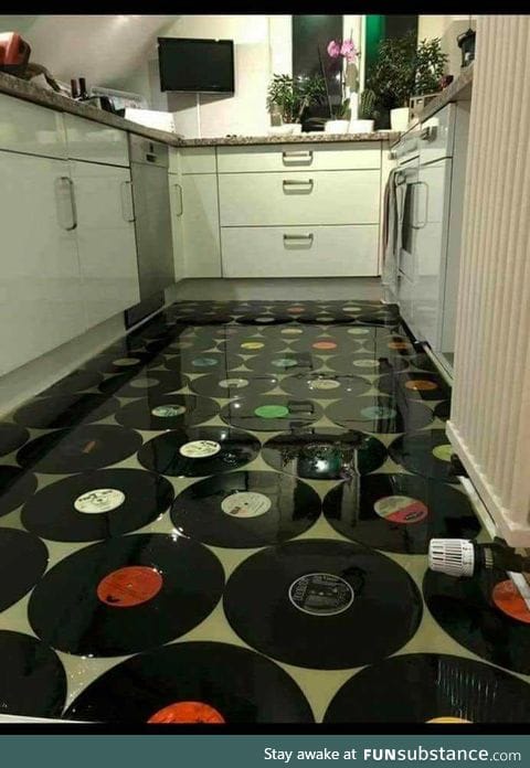 Vinyl flooring