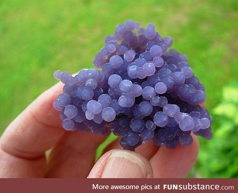 Grape agate
