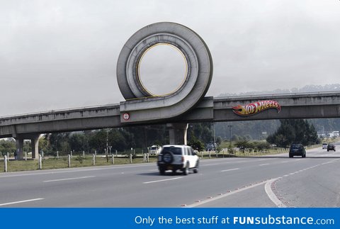 Hot wheels ad in colombia