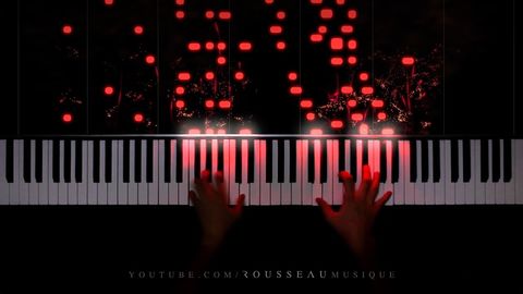 Dude added some LEDs to his piano, played an Etude by Rachmaninoff, it's extra beautiful