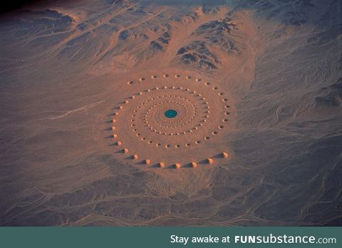 This Million Square Foot Artwork in the Sahara is Still Visible After 17 Years