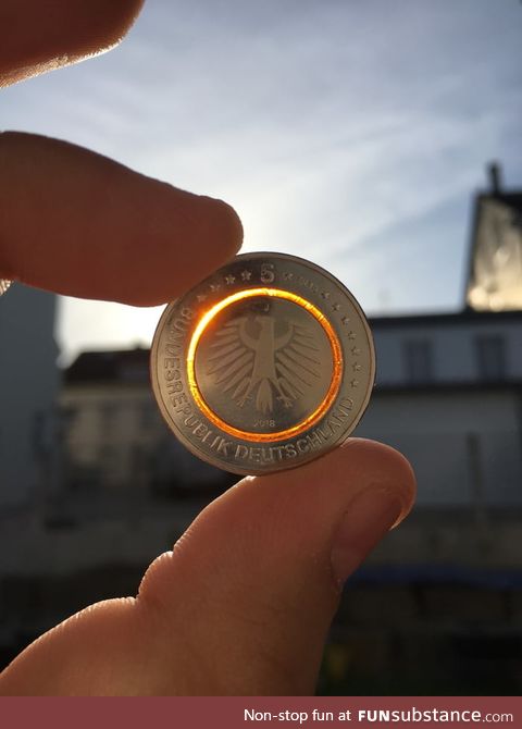 What do you think of this 5 euro coin