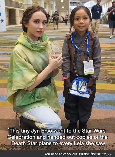 So cute! Rogue One cosplay