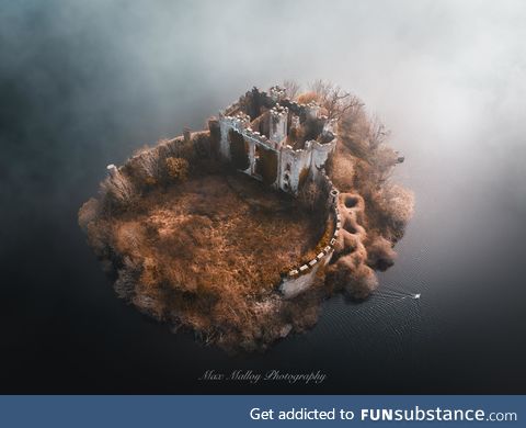 Castle Island in Ireland by @ihaveadarksoul