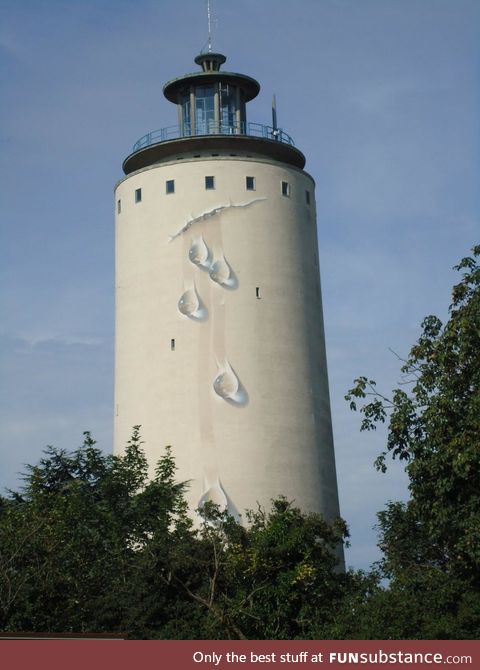 Amazing artwork on this lighthouse